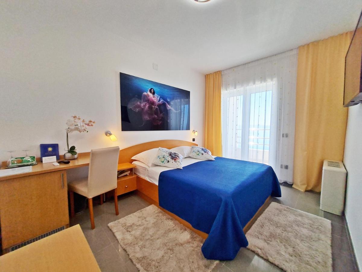 Sunce 3* Podstrana