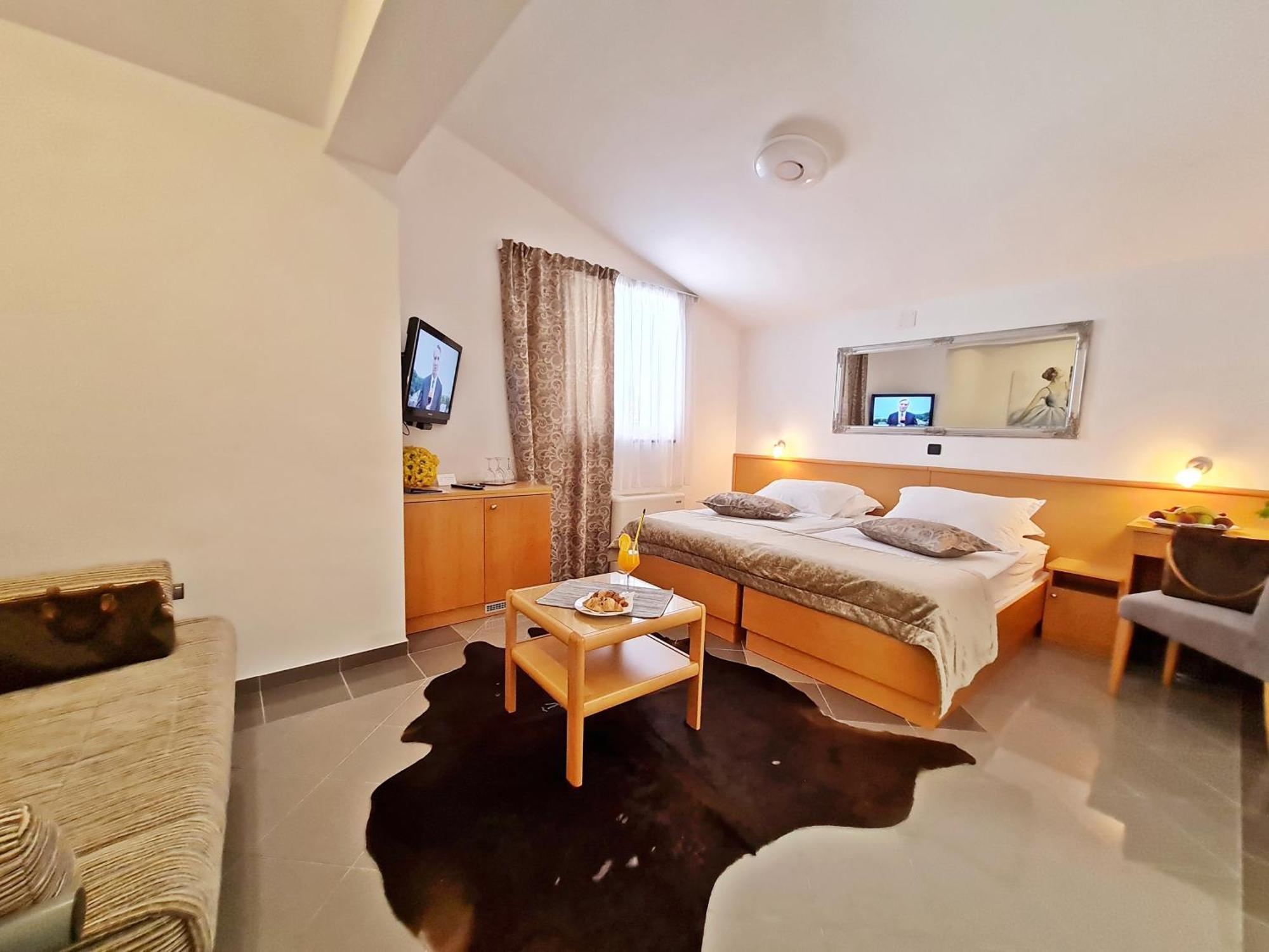 Sunce Hotel 3*